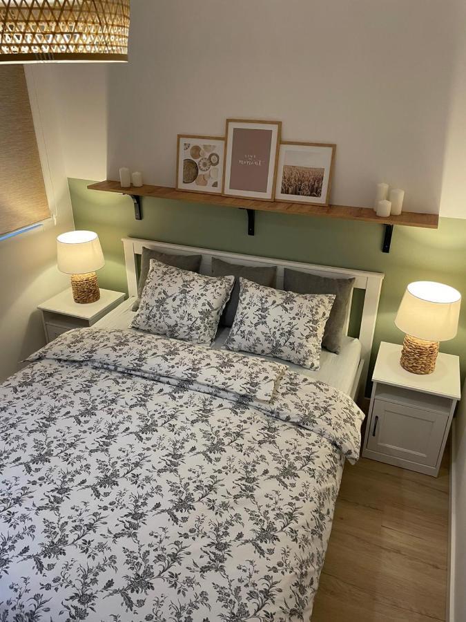 Apartamenty Guzik 22 クロスノ エクステリア 写真