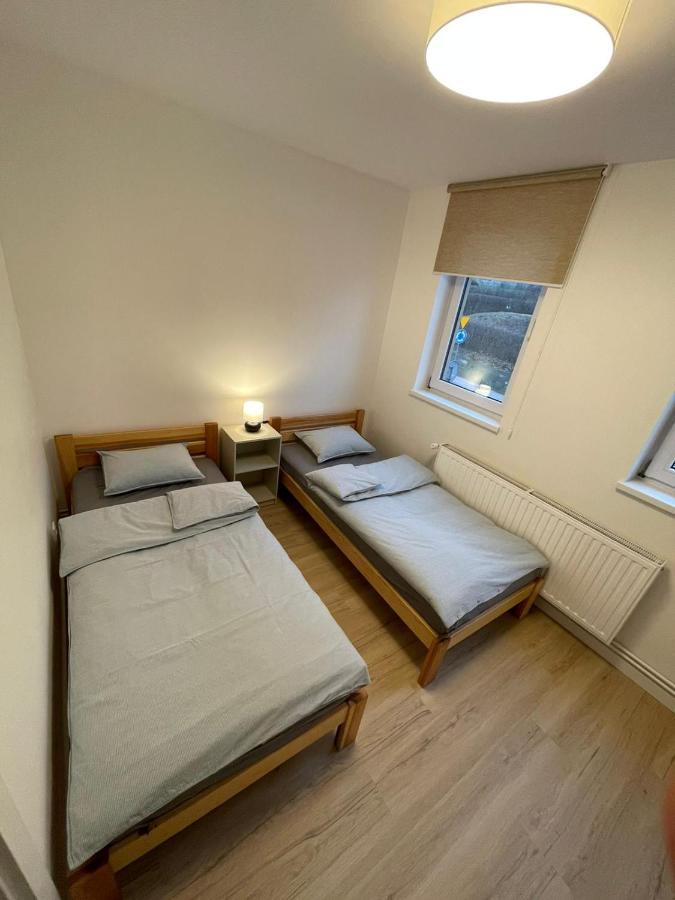 Apartamenty Guzik 22 クロスノ エクステリア 写真